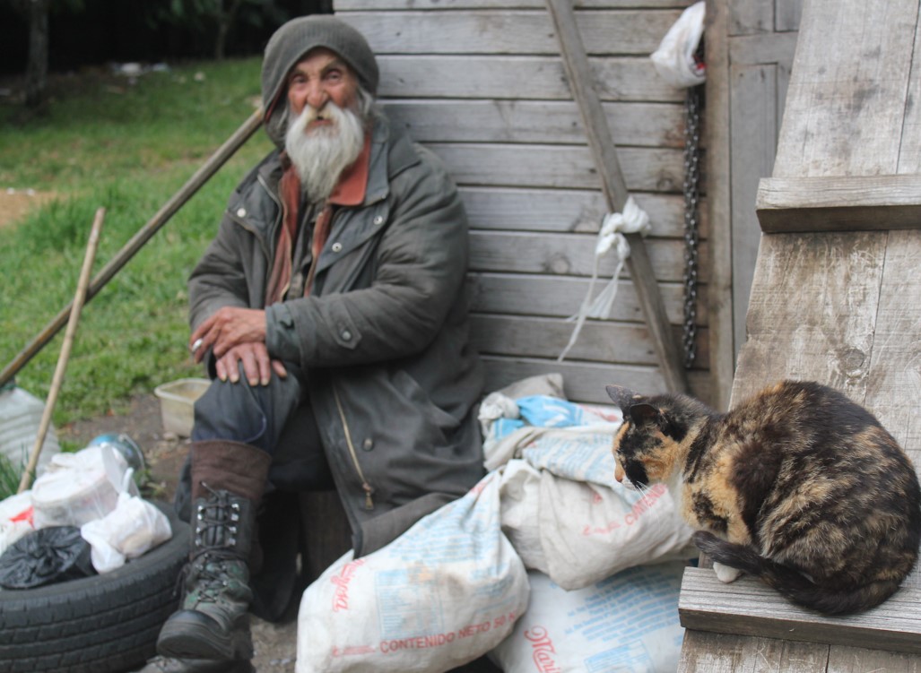 Tio y gato